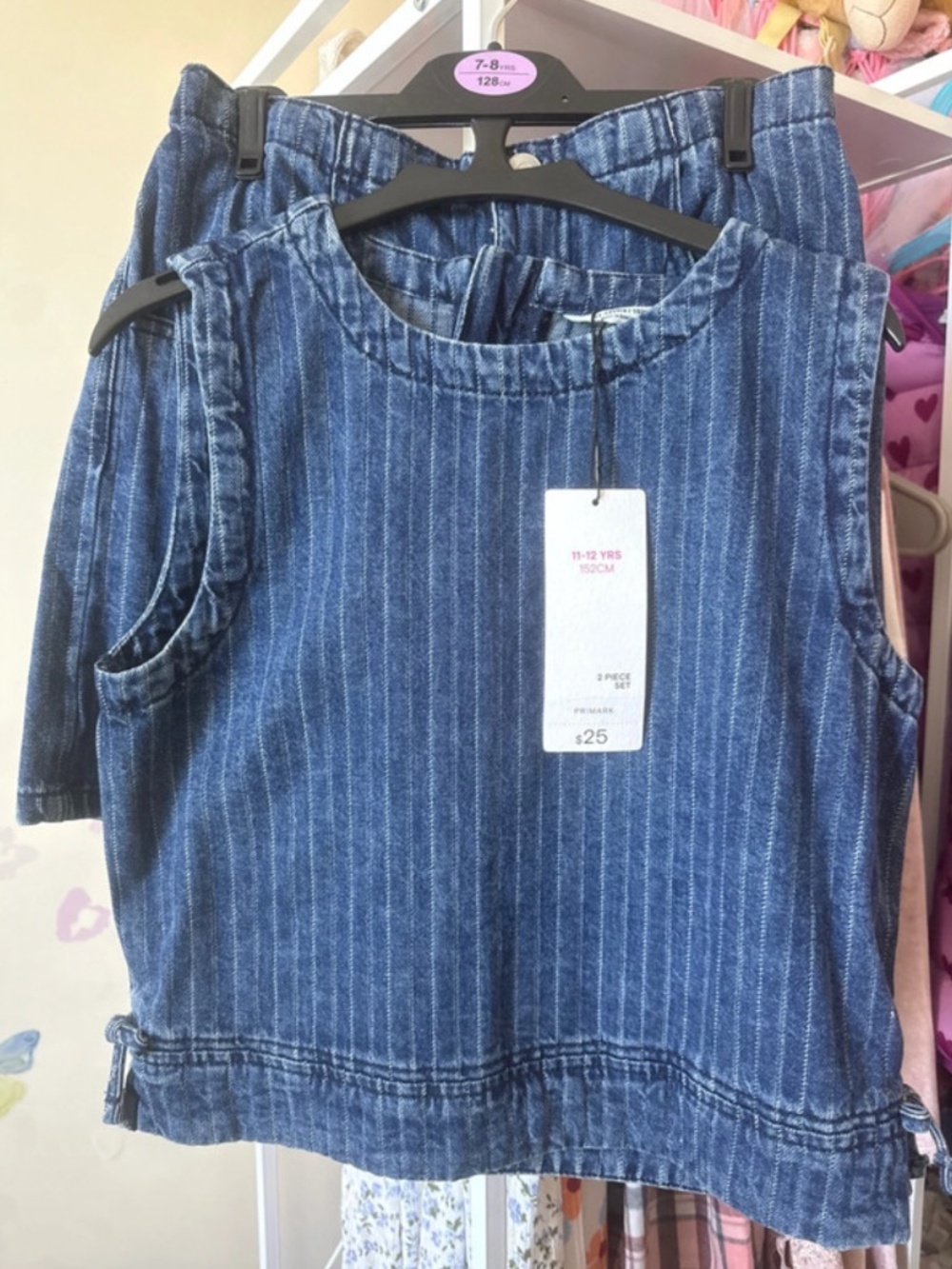 New 2 piece denim sleeveless blouse & short set